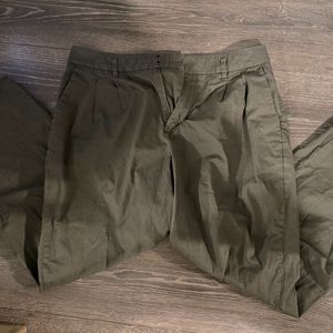 A New Day Women’s Green Khaki Dress Pant